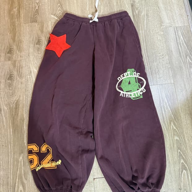 Urban outfitters 조거팬츠