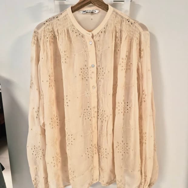 ZARA 여성용 자수 펀칭 블라우스 (연한 베이지/아이보리)