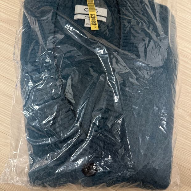 COS 모헤어 가디건