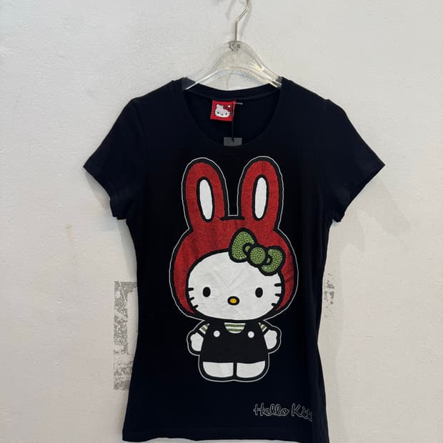 Hello Kitty T-shirt