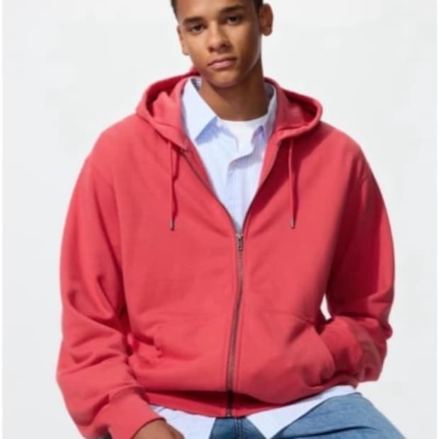 유니클로 후드집업 레드m 구해요 ㅜㅜㅜㅜㅜㅜㅜ