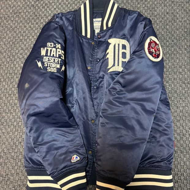 마제스틱x더블탭스 디트로이드 점퍼