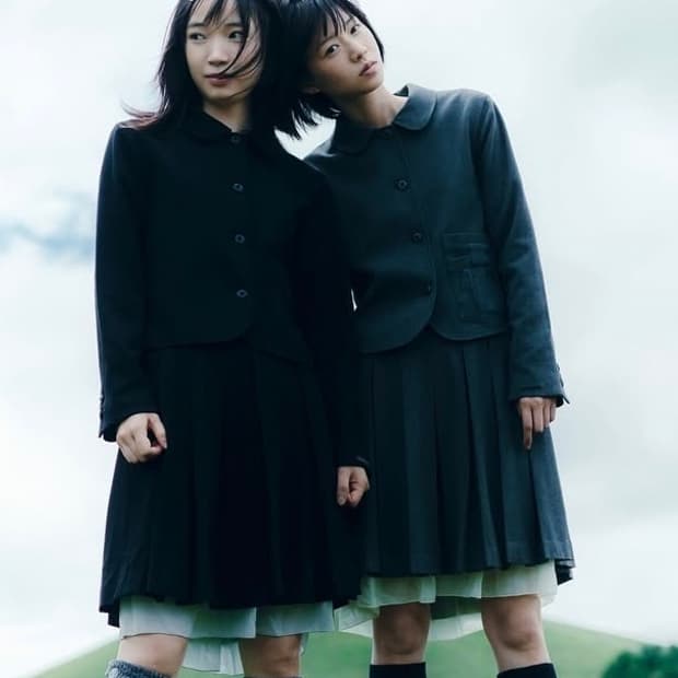 코이세이오 리본 자켓 더블 웨이스트 플리츠 스커트 셋업 블랙 1사이즈