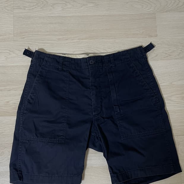 엔지니어드가먼츠 퍼티그 반바지