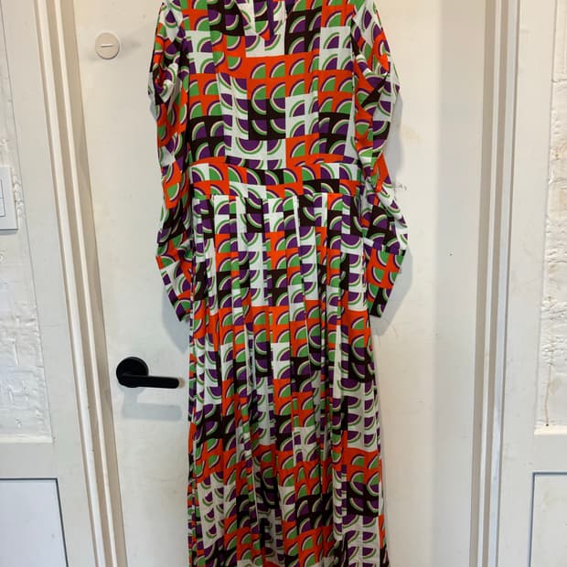 DINT 딘트 반앤질 플리츠 원피스