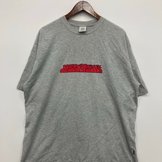 예스아이씨 로고 프린팅 반팔