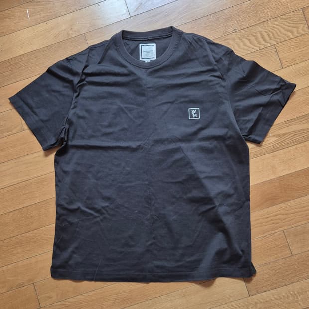 우영미 반팔 티셔츠