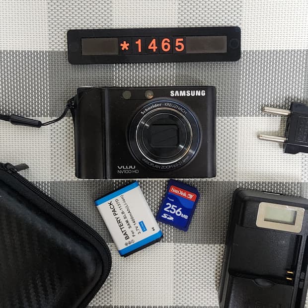 삼성 블루 NV 100 HD 디지털카메라 파우치포함