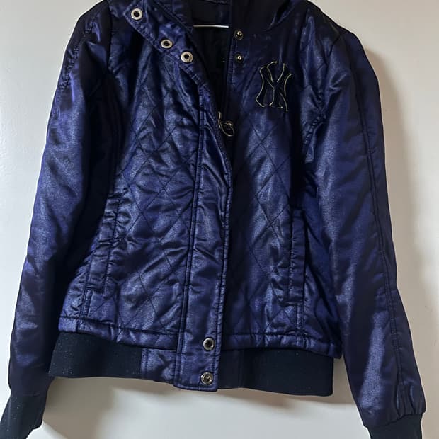 MLB 크롭 패딩 네이비 