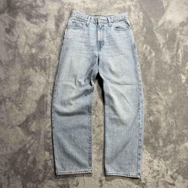 리바이스 프리미엄 여성 배기94 일자핏 데님팬츠27