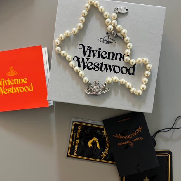 비비안웨스트우드 진주 목걸이(펄바스릴리프)