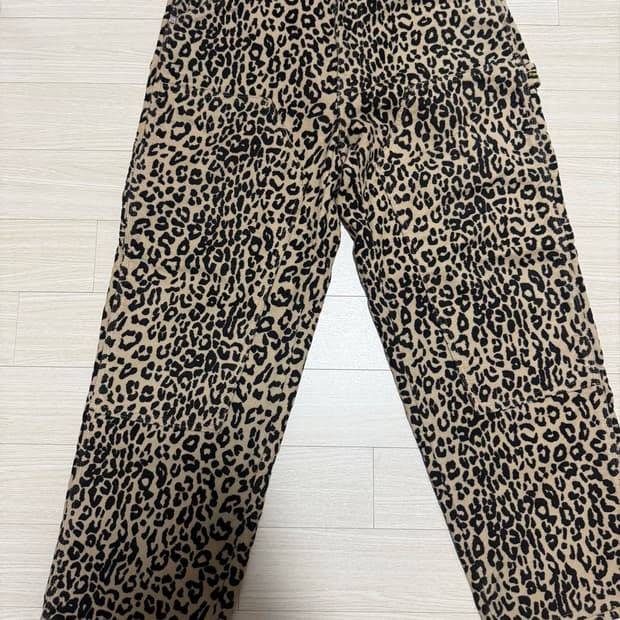 슈프림 22fw 레오파드 몰스킨 더블니