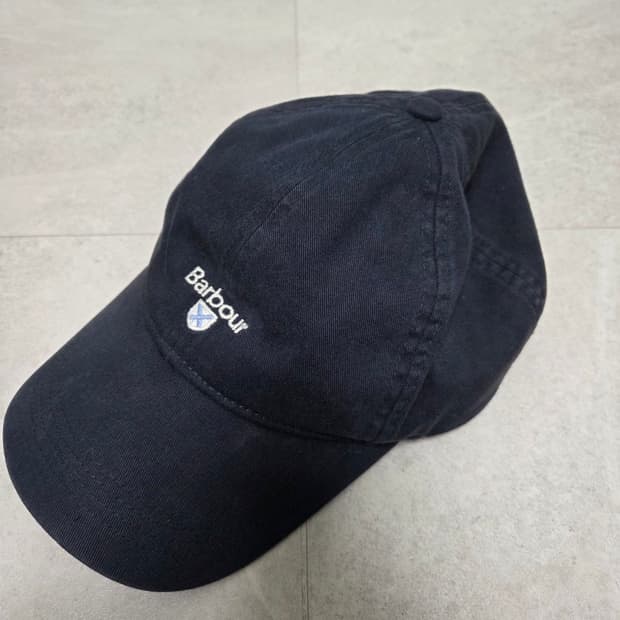 바버(Barbour) 캐스케이드 볼캡 네이비