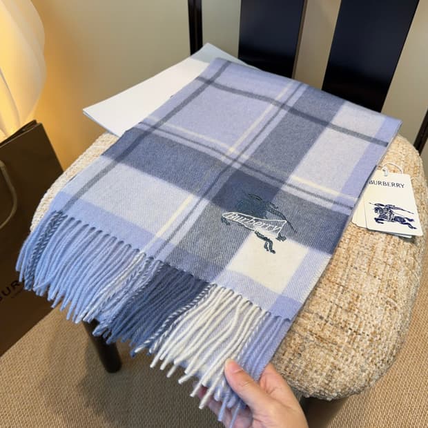 버버리 리버서블 스카프 100% 램스울
