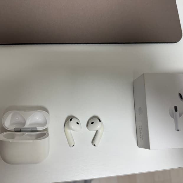 에어팟4 노이즈 캔슬링 모델.