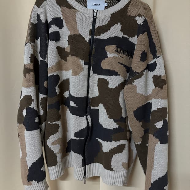 엑스톤즈 카모 가디건