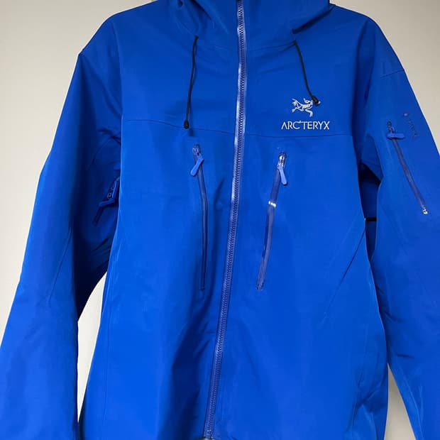 아크테릭스 알파 SV