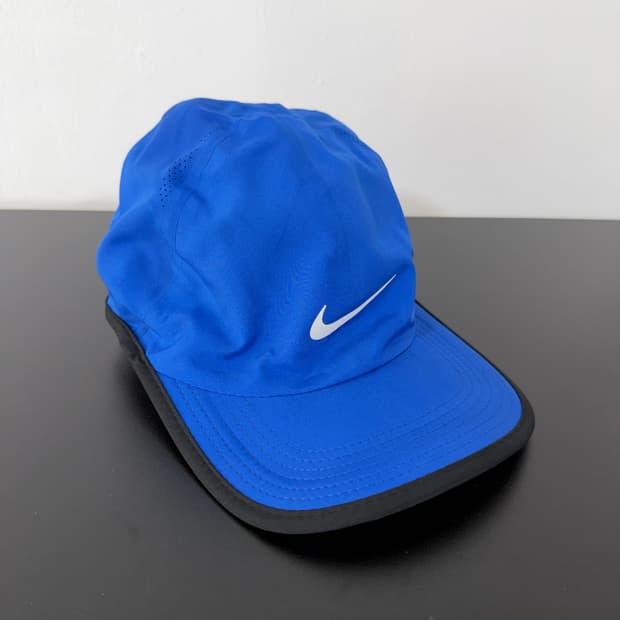 나이키 페더라이트 모자