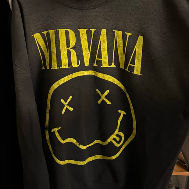 메이드원 너바나 스웻셔츠 XL