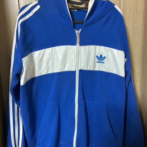 아디 배색 후드