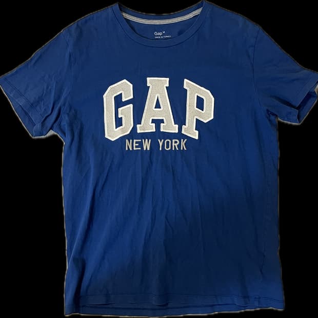 GAP T-shirt
