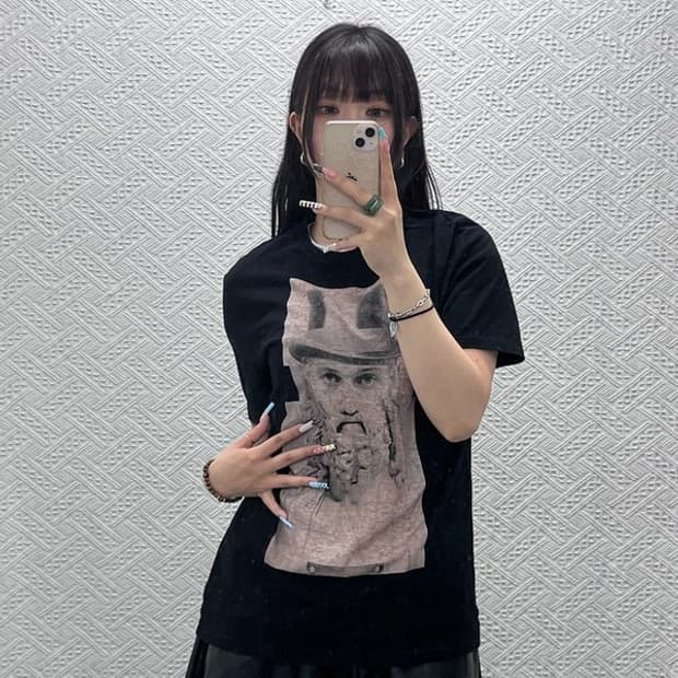 닐바렛 빈티지 모던시크 페도라신사 프린팅 반팔티 S C13062