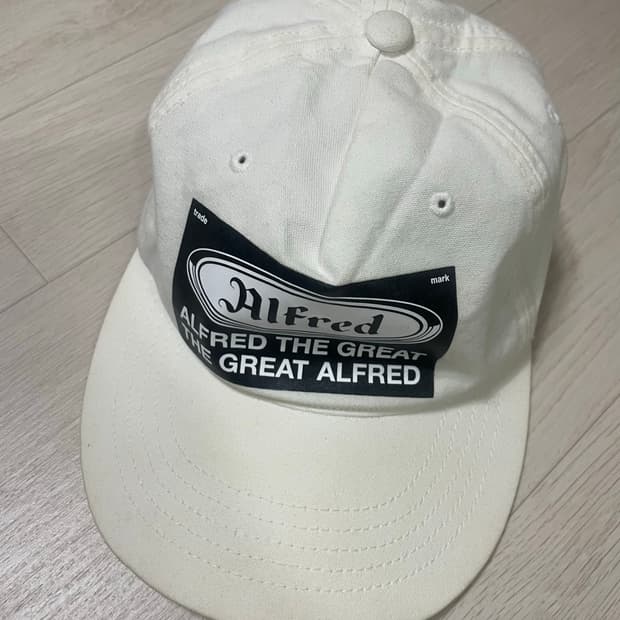 알프레드 볼캡 화이트 급처