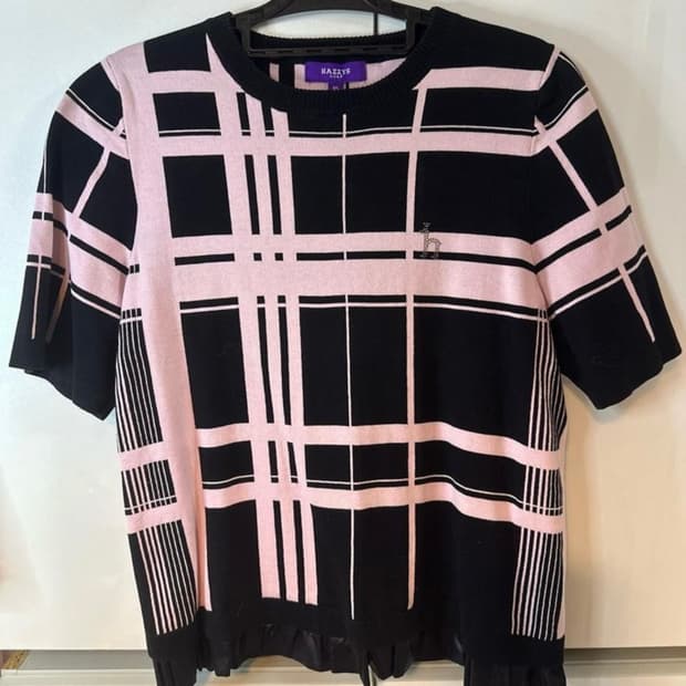 헤지스 블랙 핑크 체크 반팔 니트