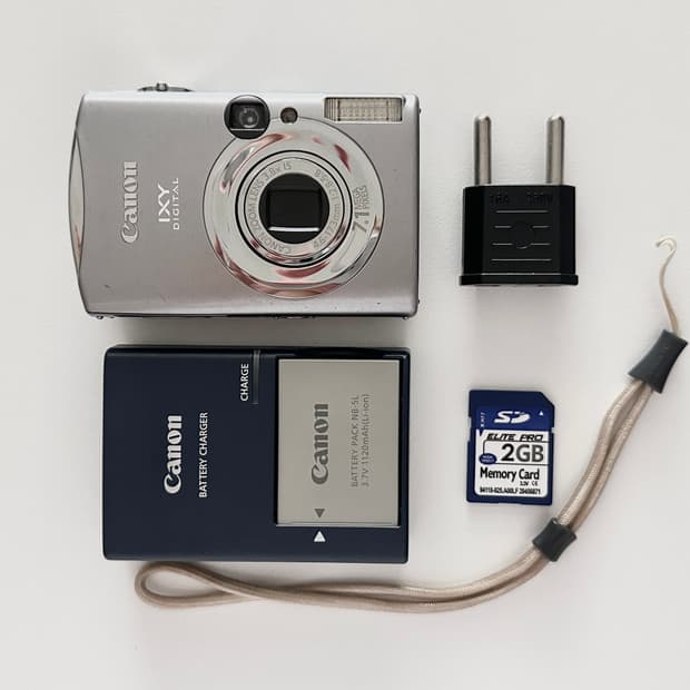 캐논 Canon IXY 900 IS (=IXUS 850 IS)