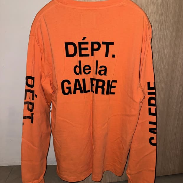 Gallery Dept. 갤러리디파트먼트 롱슬리브