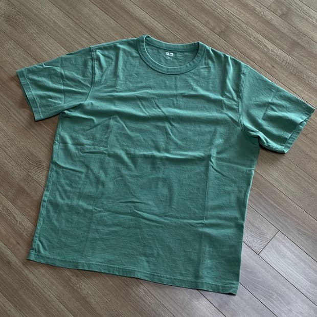 유니클로 U 티셔츠 라임