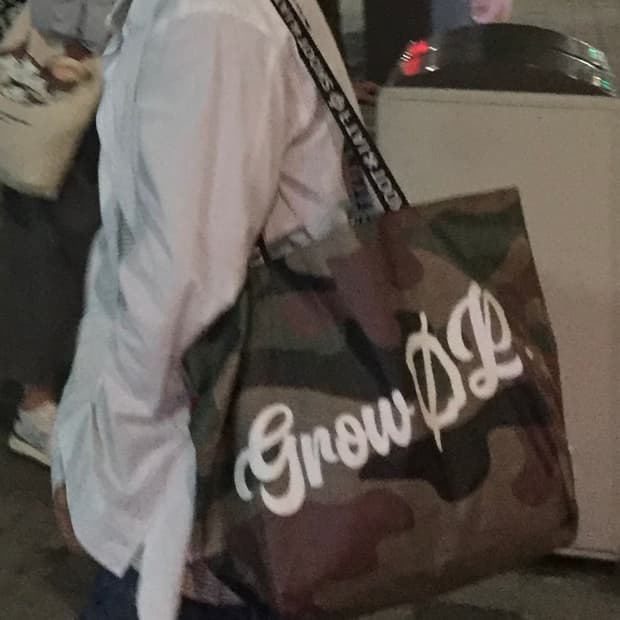 아이엠더퓨처 x 스쿠읏 에코백