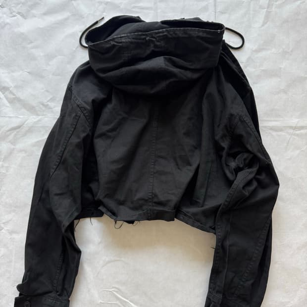 vintage cropped black jacket