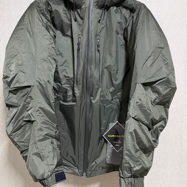 난가x어반리서치 / 25fw 오로라텍스 다운 파키 / L