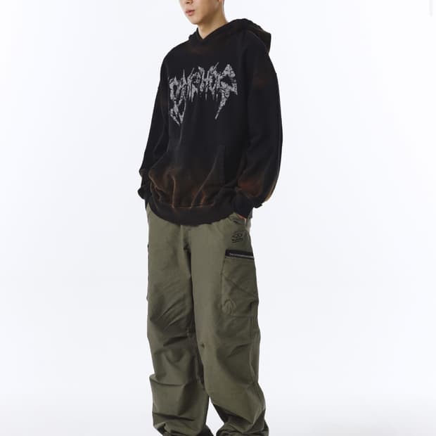 트래블 스파인 스프레이 워시드 후드티 블랙 