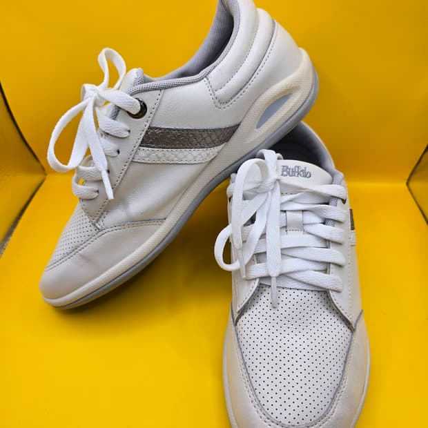 버팔로 남성 가죽 운동화 250 / 굽 약 3cm