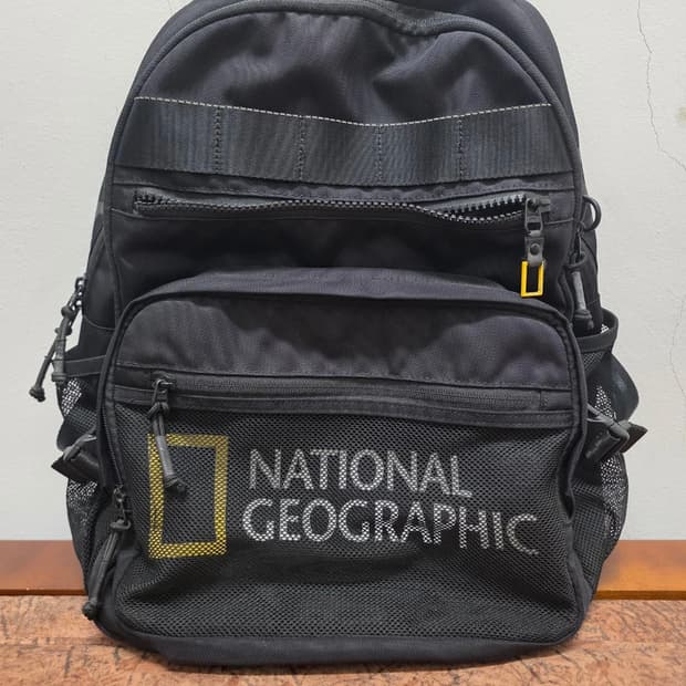 내셔널 지오그래픽 백팩 블랙