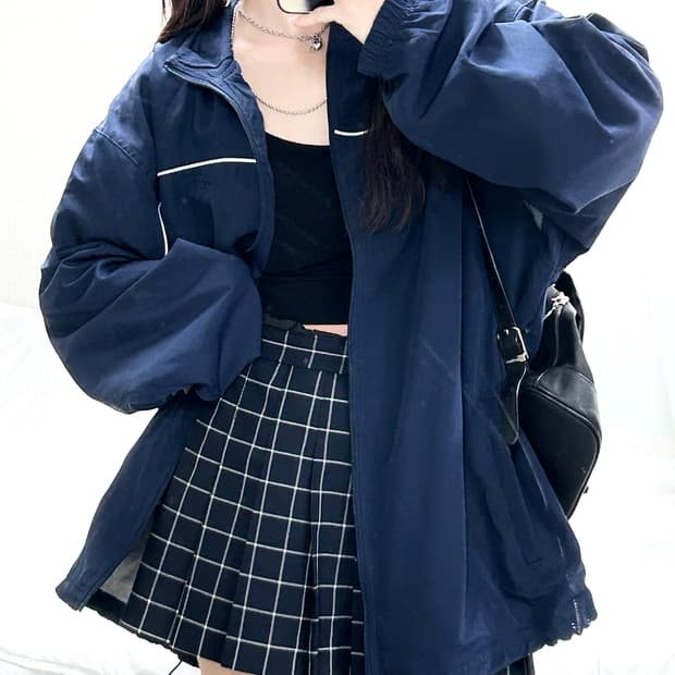 리복 자수로고 배색 바람막이