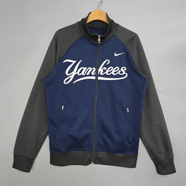 나이키(nike) 양키스 콜라보 집업자켓 95