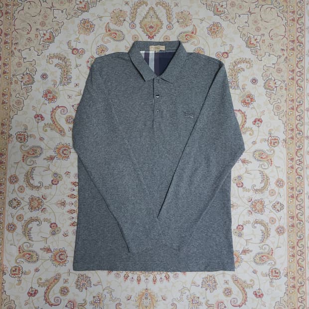 버버리 코튼 긴팔카라티 피케티
100