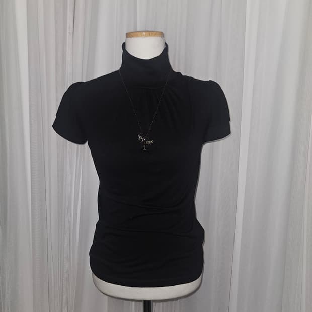 빈티지 공겜여주🖤 고딕 오네갸루 히메 터틀넥 퍼프 블라우스