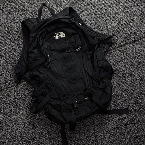노스페이스 빅샷 테크웨어 백팩 블랙 1966