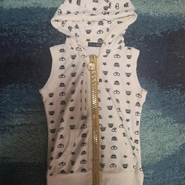 (이염있어서저렴히)Y2k 골드지퍼 해골별 프린팅  민소매후드집업