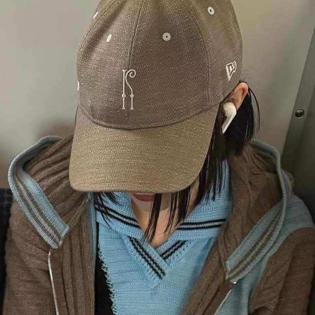 키코 코스타디노브 뉴에라 볼캡