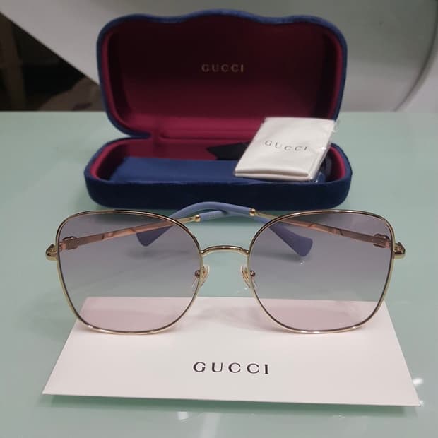 새상품)GUCCI 클리어핑크 선글라스