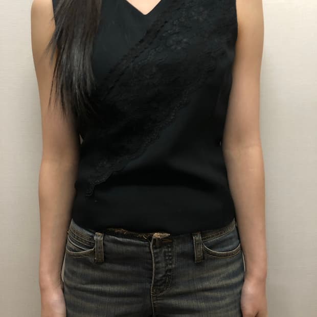 빈티지 블랙 레이스 슬리브리스