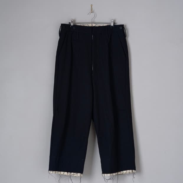 클라시카 컷 오프 볼드 스트레이트 트라우저