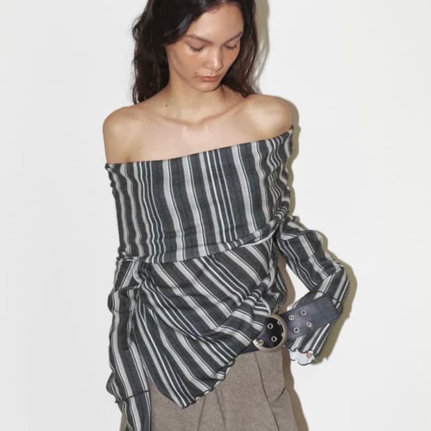 폴리수엠 오프숄더