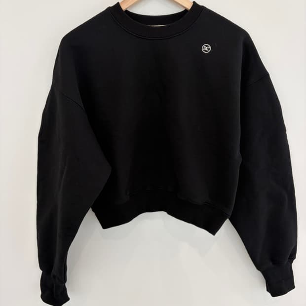 렉토 크롭 맨투맨 