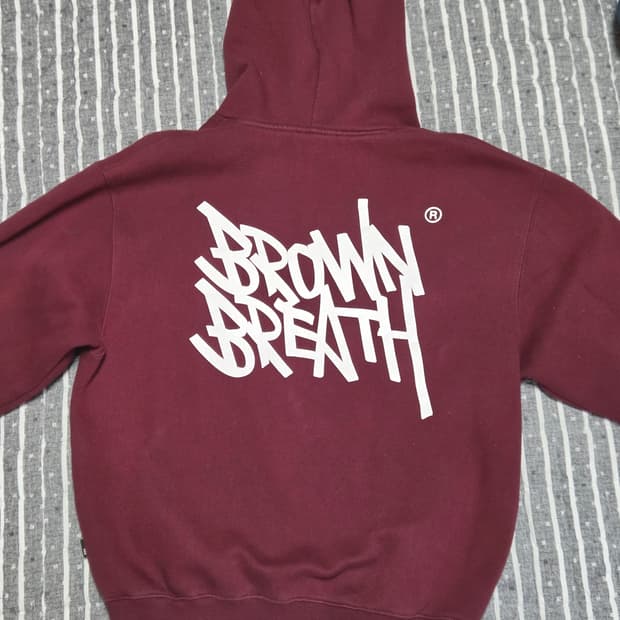 브라운브레스 버건디후드티s